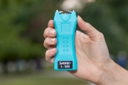 Електрошок с мини фенер Sabre Turquoise 120lum