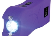 Електрошок с мини фенер Sabre Purple 120lum